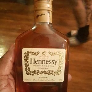 Meet your Posher, Clinton